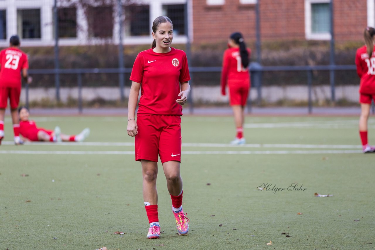 Bild 282 - wCJ Eimsbuettler TV - FC Rosengarten : Ergebnis: 2:0